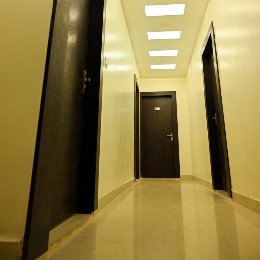 Hotel Golden Bliss Bhopal Buitenkant foto