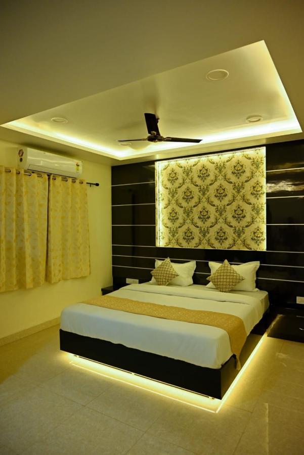 Hotel Golden Bliss Bhopal Buitenkant foto
