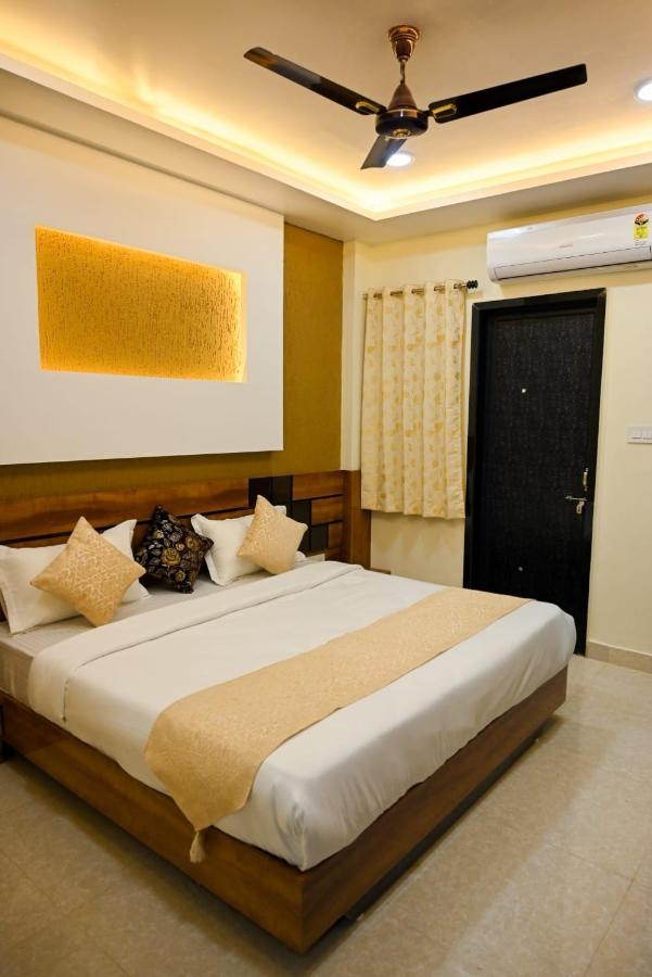 Hotel Golden Bliss Bhopal Buitenkant foto