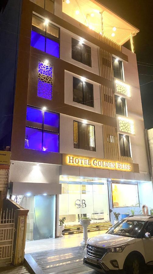 Hotel Golden Bliss Bhopal Buitenkant foto