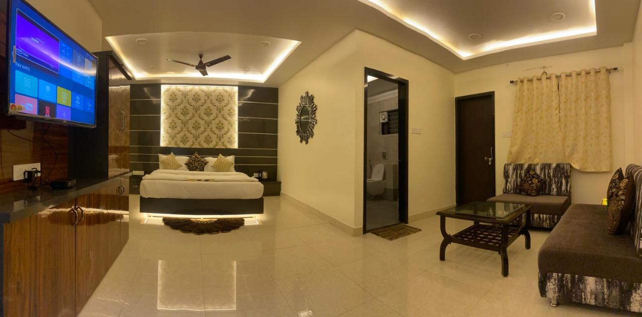 Hotel Golden Bliss Bhopal Buitenkant foto